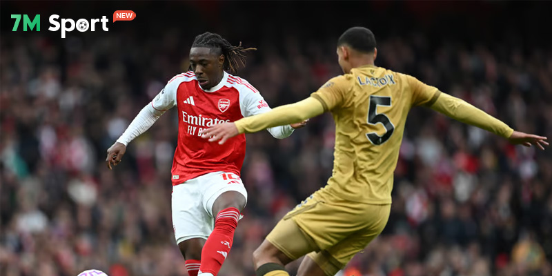 Soi kèo Arsenal vs Crystal Palace, 03h00 ngày 24/12 - Carabao Cup 8 Phong độ trái ngược của Arsenal vs Crystal Palace