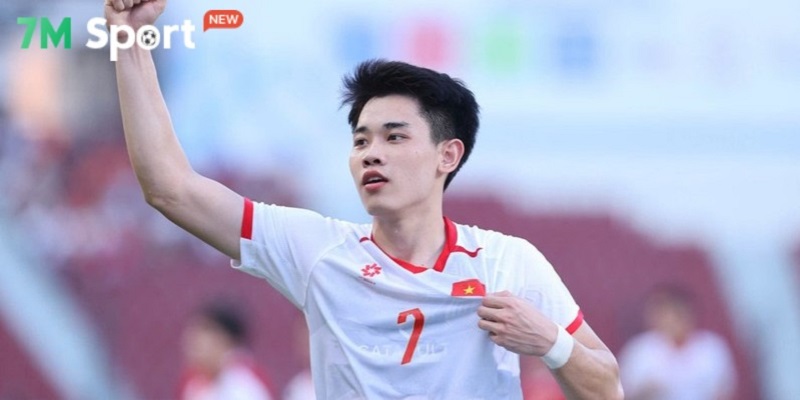 Đình Bắc sắm vai người hùng của trận U22 Việt Nam vs U22 Lào tại SEA Games